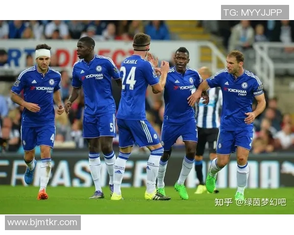 布里：从草根到巨星的成长轨迹与辉煌足坛征程